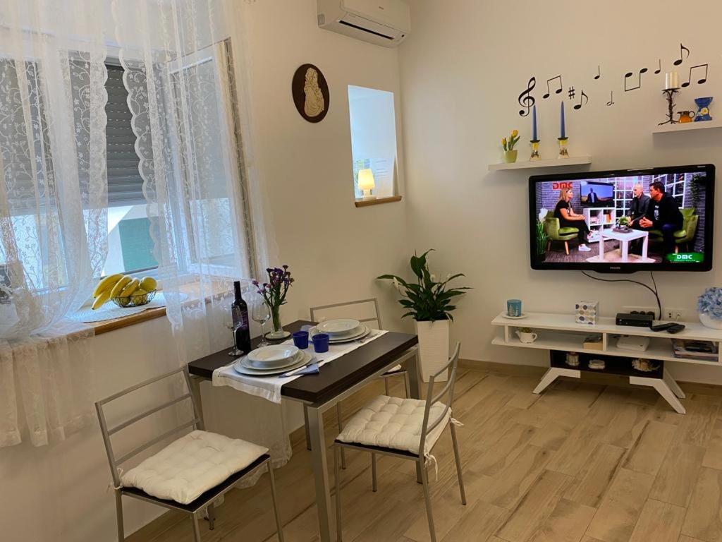 Kaleta Apartman Калі Екстер'єр фото
